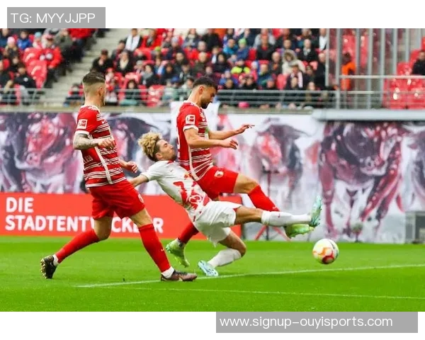 阿贾克斯与雅典的巅峰对决揭示足球战术与团队精神的较量